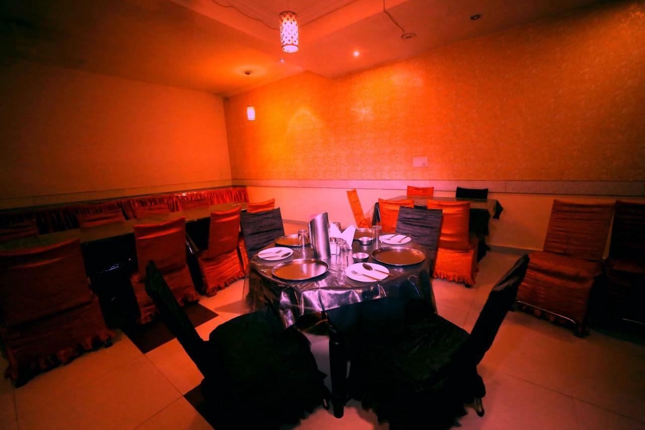 Hotel Golden Heritage Jaipur Bagian luar foto